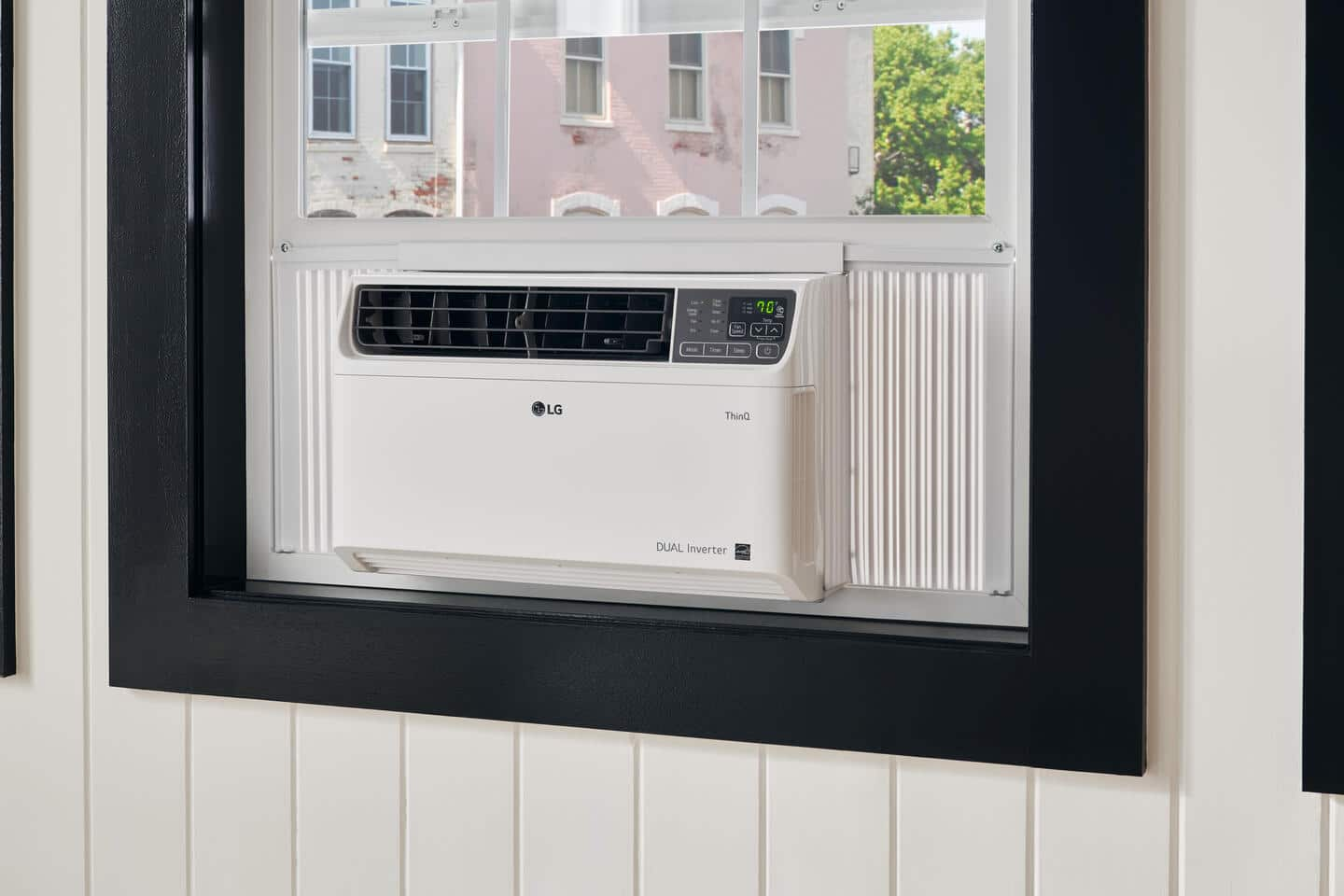 Dual ac store heater wall unit